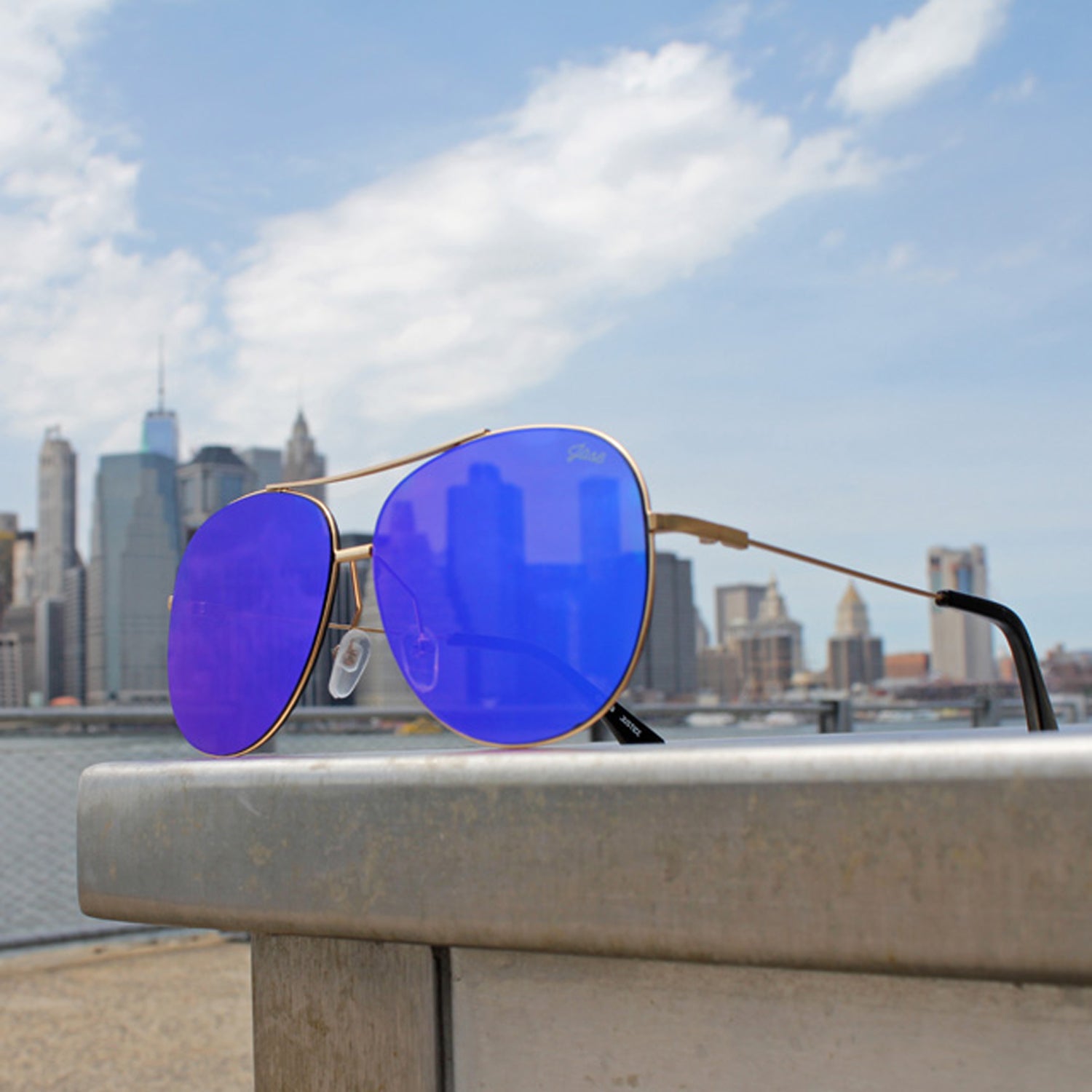 Jase New York Justice Sunglasses in Gold